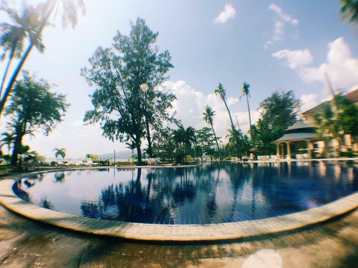 Club Morocco Resort And Country Club Subic Esterno foto